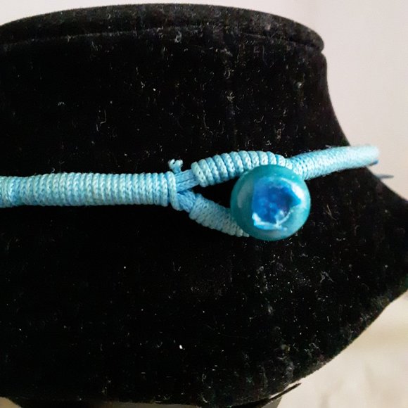 Dyed Blue Shell Necklace and Earrings - Picture 5 of 9